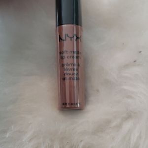 NYX Soft Matte Lip Cream